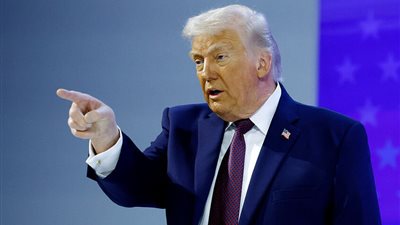 ترامب يحذر من 