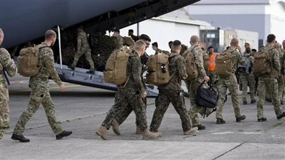 تحليل أقمار صناعية يكشف عن نشر منصات صواريخ أمريكية متنقلة في قطر مع تصاعد التوتر مع إيران