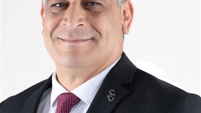 وزير الانتاج الحربي اللواء صلاح جنبلاط 