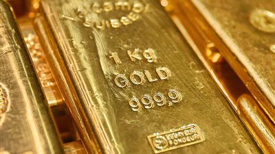 الذهب يرتفع مجددا بعد موجة هبوط حادة