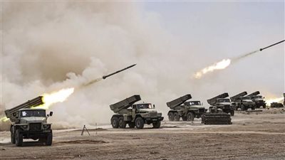 الحرس الثوري يجري مناورات عسكرية على الساحل الجنوبي لإيران