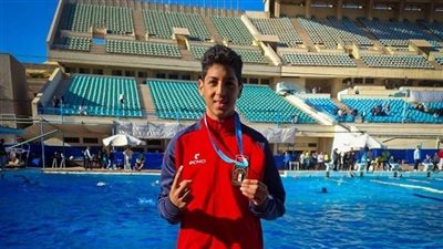 السباح يوسف محمد    