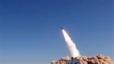 إيران تطلق صوارخ نحو إسرائيل وصفارات الإنذار تدوي في مناطق عدة