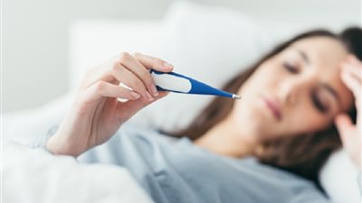ارتفاع الحرارة لا يعني دائما عدوى.. دليلك لأسباب الحمى المختلفة