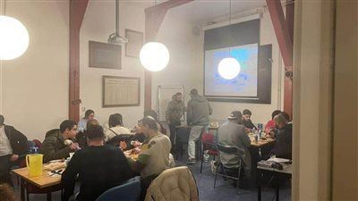 جانب من الحدث 