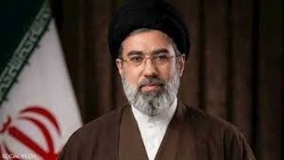 خامنئي معزيا بلاريجاني: لكل دم ثمن يجب على القتلة المجرمين دفعه قريبا