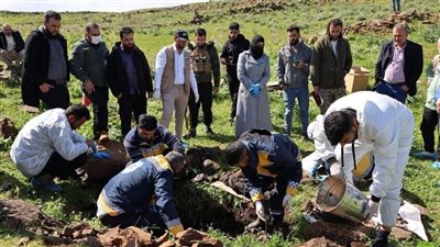سوريا.. انتشال رفات بشرية من القبو وإجراءات توثيق رسمية في ريف حمص