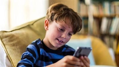 تحكم كامل للأهل.. مصر تطلق أول شريحة ذكية لحماية الأطفال