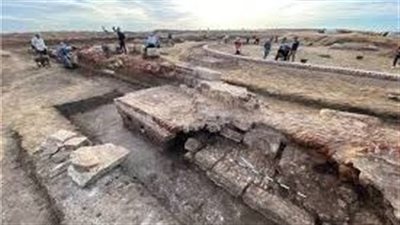 اكتشاف بقايا معبد الإله بلوزيوس بتل الفرما بمدينة بلوزيوم الأثرية شمال سيناء