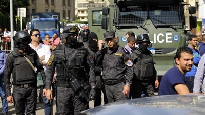 سقوط مصمم أزياء شهير في قبضة الأمن المصري.. ما القصة؟