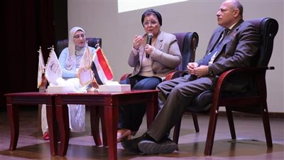 نصف المصريين شباب.. الصحة تحذر من اختلال التوازن بين النمو السكاني والاقتصادي