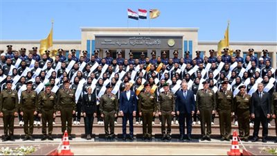 الأكاديمية العسكرية المصرية تنظم حفل إنتهاء دورة تعايش لطلبة جامعة عين شمس