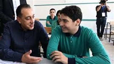 رئيس الوزراء يتفقد مجمع بولاق الدكرور التعليمي بالجيزة ويتابع سير امتحانات نهاية العام