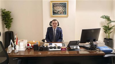 تتويجاً لمسيرته الأكاديمية.. جامعة عين شمس تمنح الدكتور محمد الجبالي جائزتها التقديرية في العلوم الاجتماعية