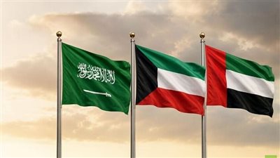 الكويت تجري محادثات مع السعودية والإمارات لاستخدام خطوط أنابيبهما لتصدير نفطها