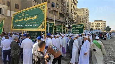بالزغاريد والأناشيد.. الآلاف يشاركون في موكب الطرق الصوفية احتفالاً برأس السنة الهجرية