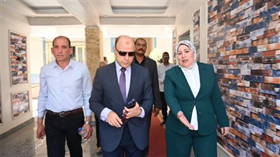 محافظ الغربية يتفقد المركز التكنولوجي     