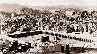 الكعبة كانت في الطائف.. يوسف زيدان يشعل جدلا جديدا حول قصة أصحاب الفيل