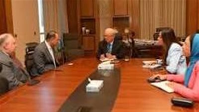 لتوسيع أعمالها في الذكاء الاصطناعي والأمن السيبراني.. نائب رئيس الوزراء يبحث خطط توسع 