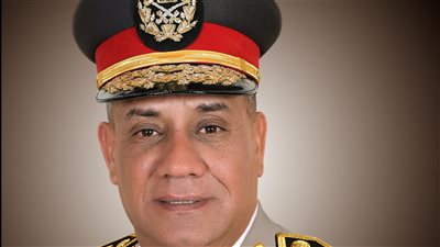 الفريق أشرف سالم زاهر القائد العام للقوات المسلحة