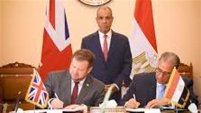 وزير الخارجية يستقبل وزير الدولة البريطانى للشرق الأوسط