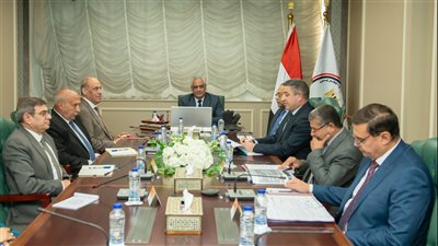 “جمبلاط” يتابع خطة تطوير ورفع كفاءة القطاعات الإنتاجية والأداء المالى بشركة حلوان للأجهزة المعدنية (مصنع 360)