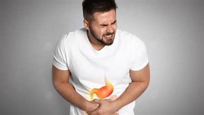 قبل تناول الأدوية.. 6 عادات يومية تخلصك من الإمساك وتحسن الهضم
