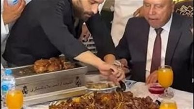 جانب من الحدث 