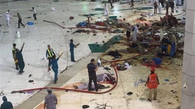 حادث الحرم المكي يتصدر اهتمامات الصحف السعودية