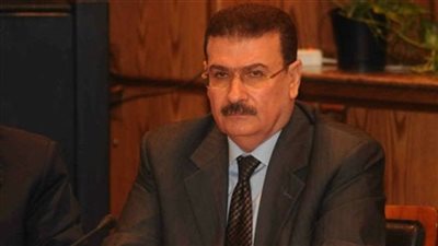 مصادر: وزير النقل باقٍ في منصبه لصداقته برئيس الوزراء 