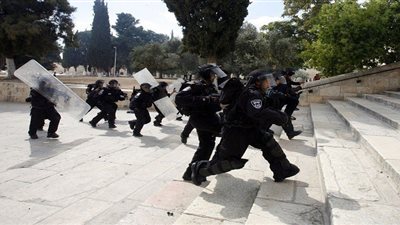 قوات الاحتلال الإسرائيلي تغلق الحرم الإبراهيمي لليوم الثاني على التوالي