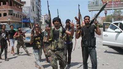 المقاومة الشعبية تسيطر على القصر الجمهوري بمدينة تعز وسط اليمن