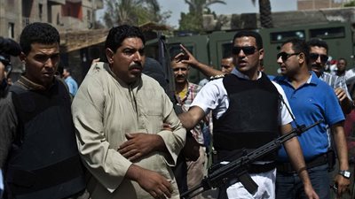 القبض على 155 بائعًا متجولًا في حملات أمنية بالمحافظات