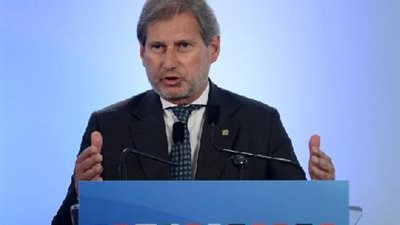 الاتحاد الأوروبي يدرس تخصيص مليار يورو لمساعدة تركيا في ملف اللاجئين