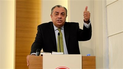 استقالة نجل مؤسس حزب 