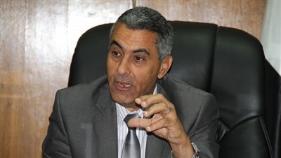  أول بلاغ ضد وزير النقل يتهمه بإهدار 54 مليار جنيه