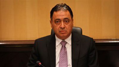 وزير الصحة يناقش مشروع التأمين الصحي لعرضه على البرلمان