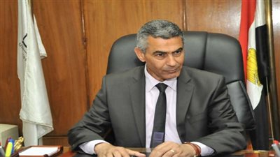 وزير النقل الجديد يتفقد طريق القاهرة- السويس