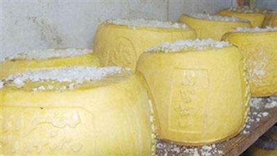 إعدام 2 طن جبن رومي فاسدة بمركز مطاي بالمنيا