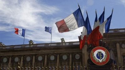 الخارجية الفرنسية تنفي أي اتصال مع النواب الذين سيسافرون إلى سوريا
