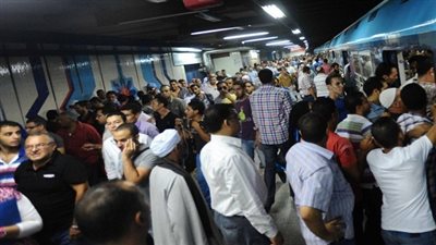 مدير شرطة النقل يتفقد محطات المترو 