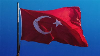 مقتل 13 شخصا في حادث طريق بوسط تركيا