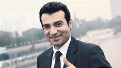 إيهاب توفيق يحيي حفل الأكاديمية البحرية بالإسكندرية