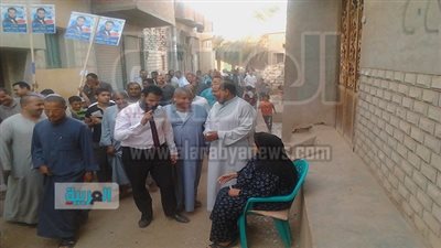 بالصور.. مسيرة لمرشح 