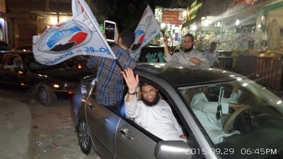 بالصور.. مسيرة لمرشحي 