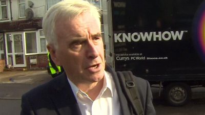 سياسي بريطاني يدعو لمنح النواب 