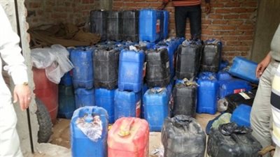 ضبط 98 ألف لتر مواد بترولية و48 أسطوانة غاز بالسوق السوداء
