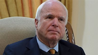 جون ماكين: ضربات روسيا في سوريا استهدفت عناصر من الجيش الحر