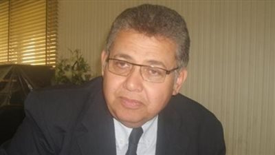 وزير التعليم العالي يطالب 