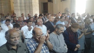 مساجد أسوان تلتزم  بأداء صلاة الغائب على شهداء 